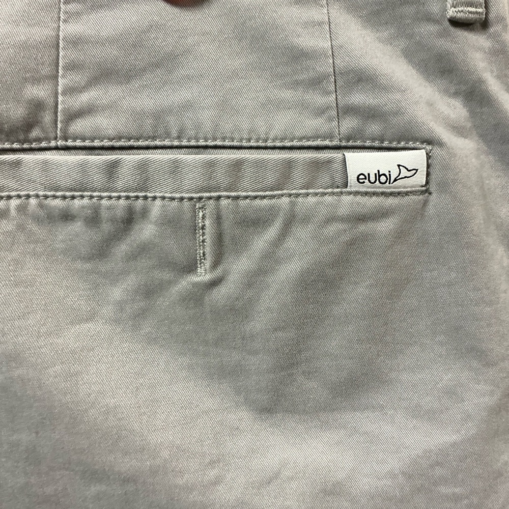 Eubi Men's Gray Cargo-Style Cotton Board Shorts - Picture 4 of 4